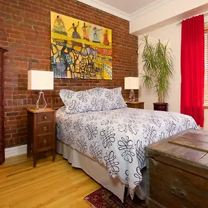 Les Bons Matins Inn Montreal